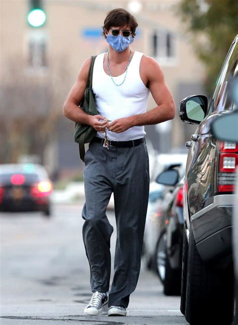jacob elordi street style, 2021 | Mens outfits, Street style outfits ...