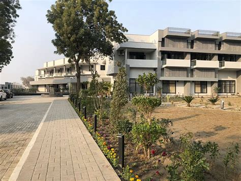 RT GRACE ROYAL TAJ HOTEL SUKKUR - Hotel Reviews, Photos, Rate ...