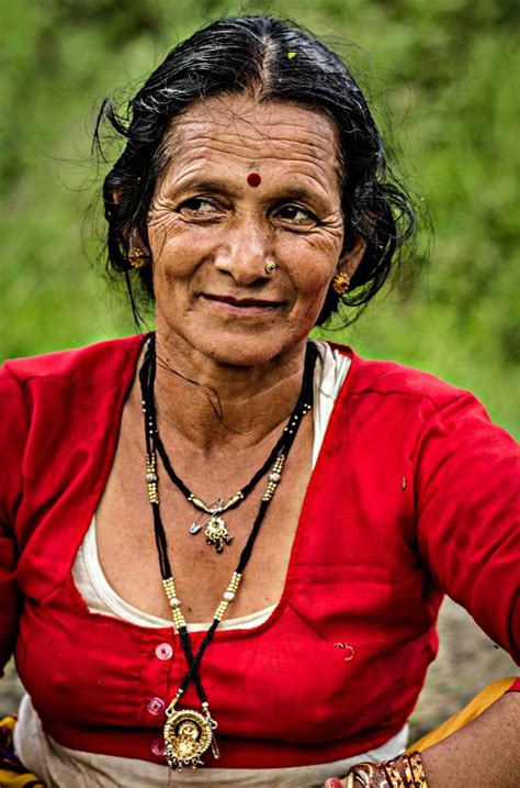 Local Mountain People India 的图像结果
