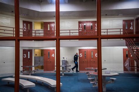 Alameda County supes approve $318 million to hire additional staffers ...