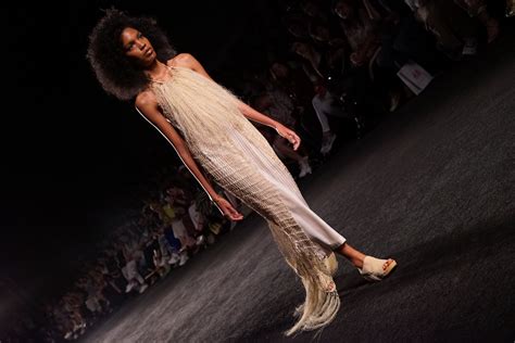 Rezultat imagine pentru Colombia Moda Models