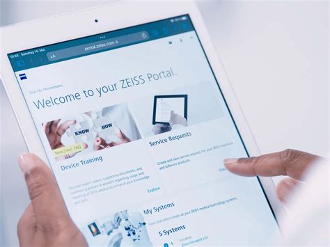 ZEISS OPMI pico | ZEISS Medical Technology