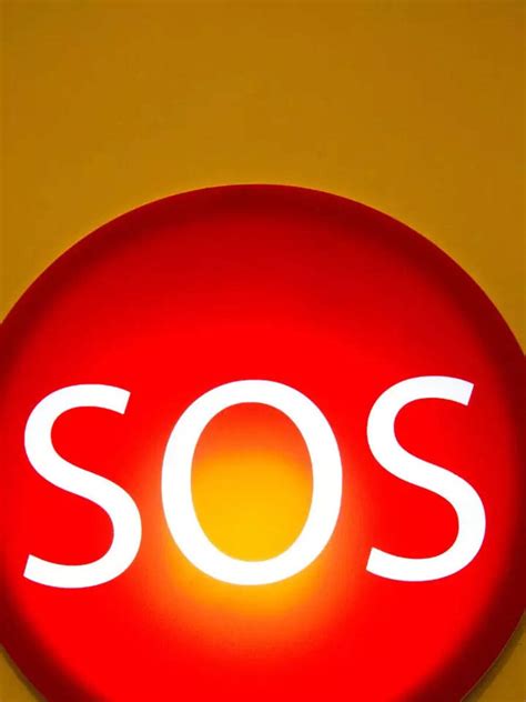 Google is reportedly testing Satellite Emergency SOS in Messages app ...