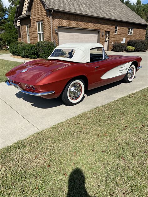 1961 corvette convertible 2x4 (SOLD) | Corvettes for Sale | Vince Conn Corvette Sales