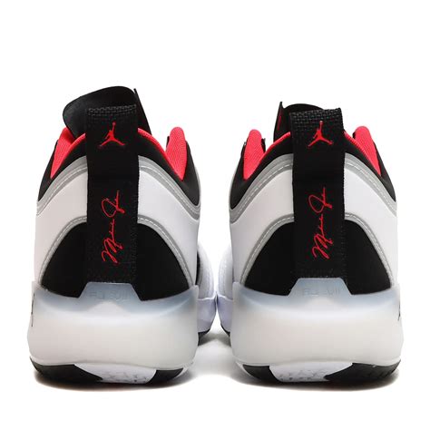 JORDAN BRAND AIR JORDAN XXXVII LOW PF WHITE/BLACK-SIREN RED（ジョーダン ブランド ...