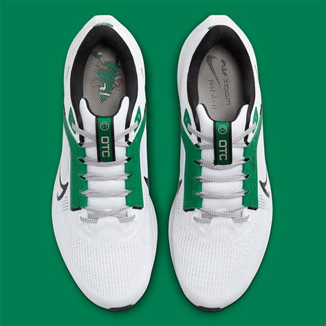 Nike Zoom Pegasus 40 Oregon Track Club FJ2845-100 | SneakerNews.com