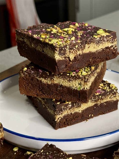 Viral Dubai Chocolate Brownies - Alessandra Ciuffo