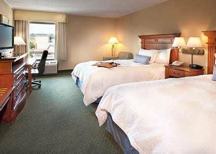 HAMPTON INN FAIRFAX CITY - Hotel Reviews, Photos, Rate Comparison ...