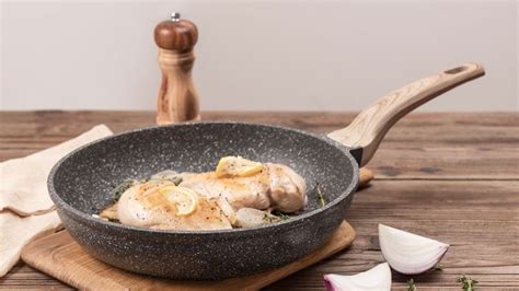 Kitchenware Shops 的图像结果