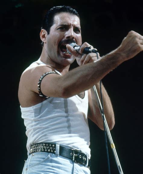 FREDDIE MERCURY – a619082