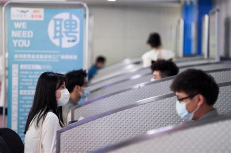 中国大学毕业生出国深造比率下滑 基层就业抢手 - 大陆 - 快媒体(Kuai.Media)