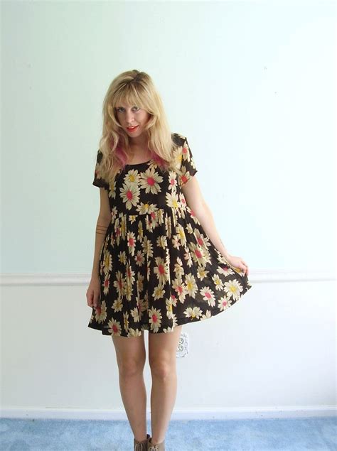 Daisy Print 90s Mini Babydoll Dress - Floral - Black - Vintage - MEDIUM ...