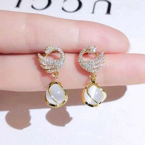 Flipkart.com - Buy Mellisea Korean Glorious Pearl Gold Plated style ...