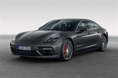 2017 Porsche Panamera: Six Things You Need to Know