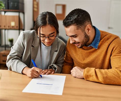 How to Lower Debt-to-Income Ratio for Mortgage | CrossCountry Mortgage