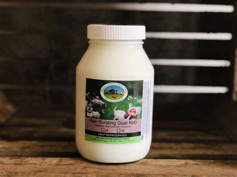 1 quart - Plain Goat Grain Kefir (Glass) - Miller's Bio Farm