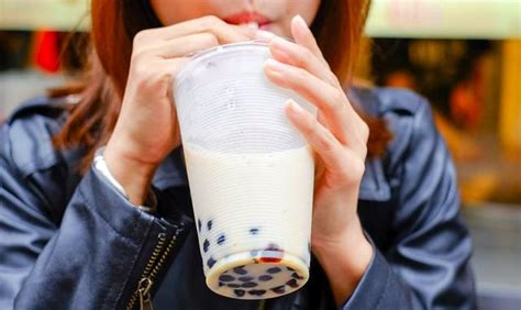 為了吸到奶茶里的珍珠，有強迫症的日本人也是快瘋了…… - 每日頭條