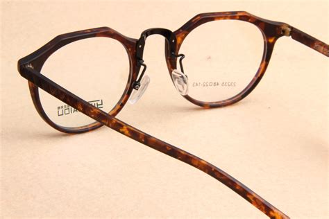 眼镜框tr90和板材哪个好真的好吗价格