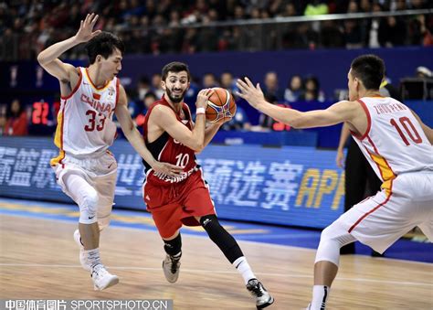 篮球世界杯A组：中国男篮3分惜败波兰_新体育网