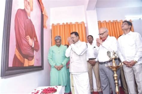Guv calls for including lives of Swami Vivekananda, Sister Nivedita in ...