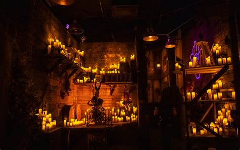 Magic Mountain Horror Nights 2021 - adopt a turtle