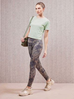 Buy Technosport Women Green Printed Boxy Fit Round Neck Sports Ventmesh ...