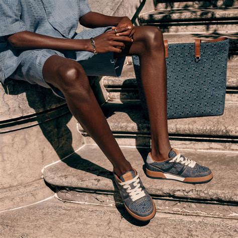 Men's Designer Slides & Sandals | FENDI US