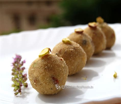 Aval laddu | Poha ladoo | Flattened rice balls | Avalakki laddu-How to ...