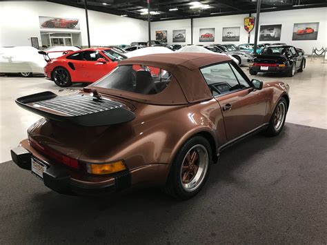 Cognac Brown Metallic | Porsche Colors