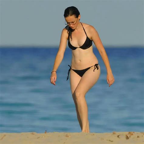 50 Alexis Bledel Sexy and Hot Bikini Pictures - Inbloon