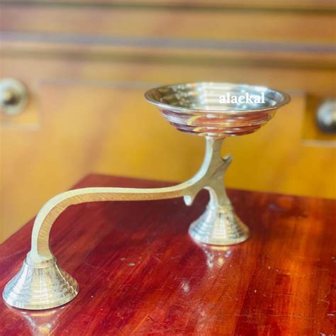HANDMADE BRONZE CAMPHOR HOLDER WITH LONG HANDLE FOR DEEPARADHANA | TEM ...