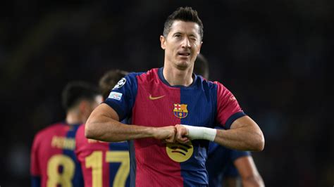 Barcelona plot Robert Lewandowski contract plan as clause is revealed ...