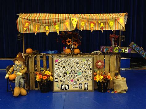 St. John's First Grade Fall Festival Booth!! Rockin it OUT!!!! | Fall ...