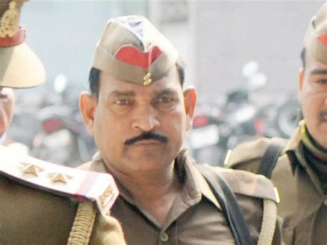 Cousins Held Under Anti-Romeo Drive in UP, Two Policemen Who Took Bribe ...