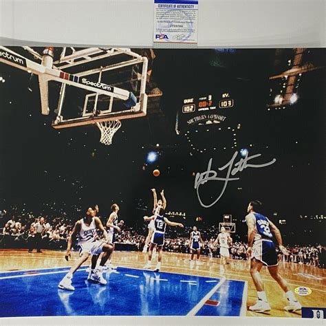 Autographed/Signed CHRISTIAN LAETTNER The Shot Duke 16x20 Photo PSA/DN ...