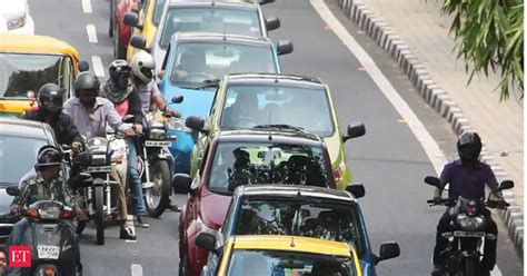 Odd-even: Private schools asked to register buses with DTC - The Economic Times