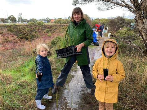 Clifton Park Community Day, Collie River Foreshore, Clifton Park ...