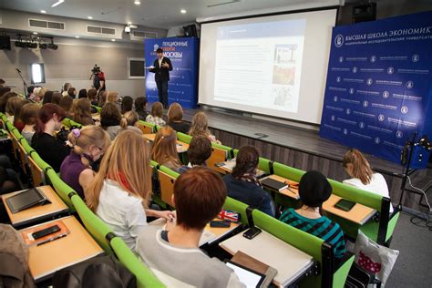 НИУ ВШЭ: стоимость обучения, проходные баллы, бюджетные места и экзамены