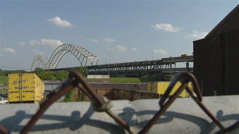 Sherman Minton Bridge update: How drivers are adjusting | whas11.com