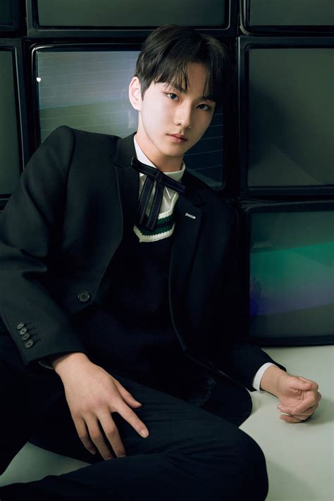 Download Enhypen Leader Jungwon Wallpaper | Wallpapers.com