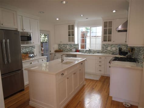 Painted Kitchen Islands: A Creative Way To Add Color And Style To Your ...