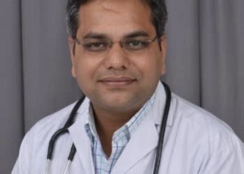 3 Best Pulmonologists in Ludhiana - Expert Recommendations