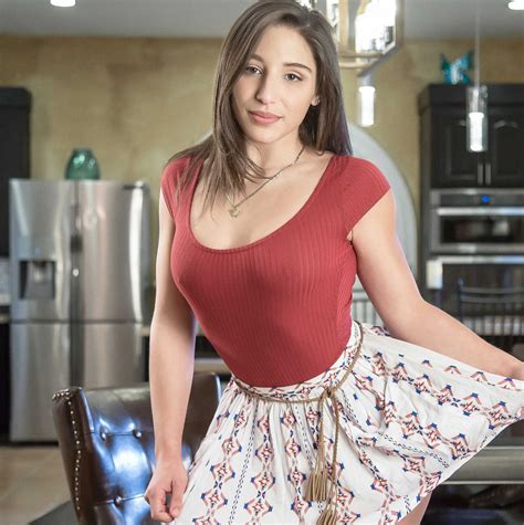 Abella Danger: биография и дата рождения, рост и вес, парень, Инстаграм ...
