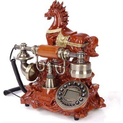 Old-Fashioned Phone 的图像结果