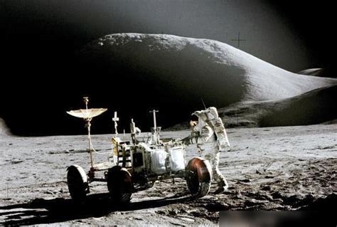 月球是怎样诞生的？它对地球又有怎样的意义？_腾讯新闻