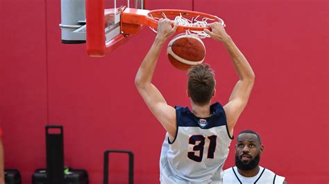 Shaun Powell - Journalist Profile - Intelligent Relations