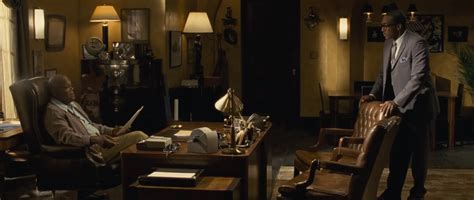 Il cast di The Banker difende il film dopo le accuse di abusi sessuali ...