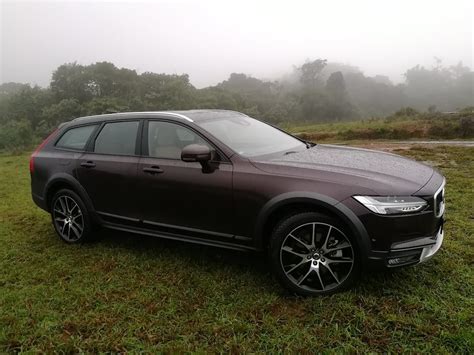 Volvo V90 Cross Country Test Drive Review- Luxurious & Practical Estate ...