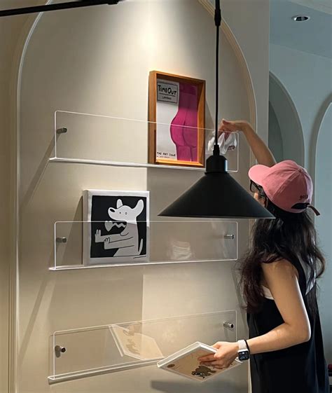 Minimalist Clear Wall Shelf Clutter Free Trendy Record Shelf ...