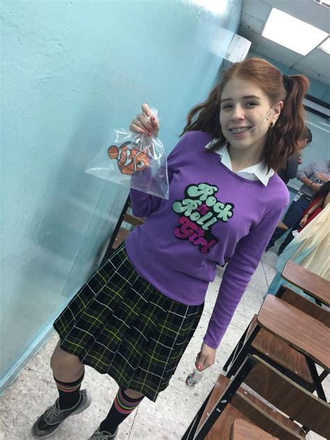 How to dress like dress like darla sherman guide for halloween cosplay ...